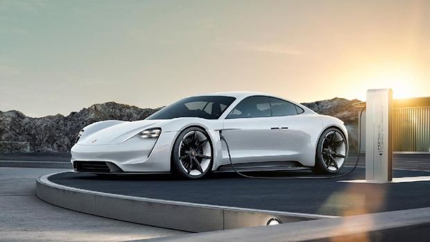 Porsche Taycan, mobil listrik terbaru Porsche, tadinya dinamakan Mission E