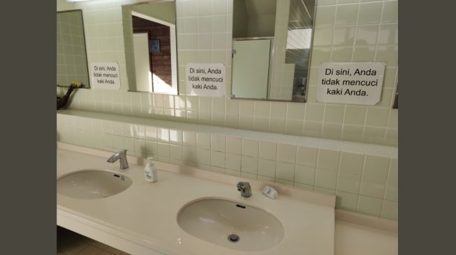 Himbauan Berbahasa Indonesia Di Toilet Jepang Ini Jadi Sorotan