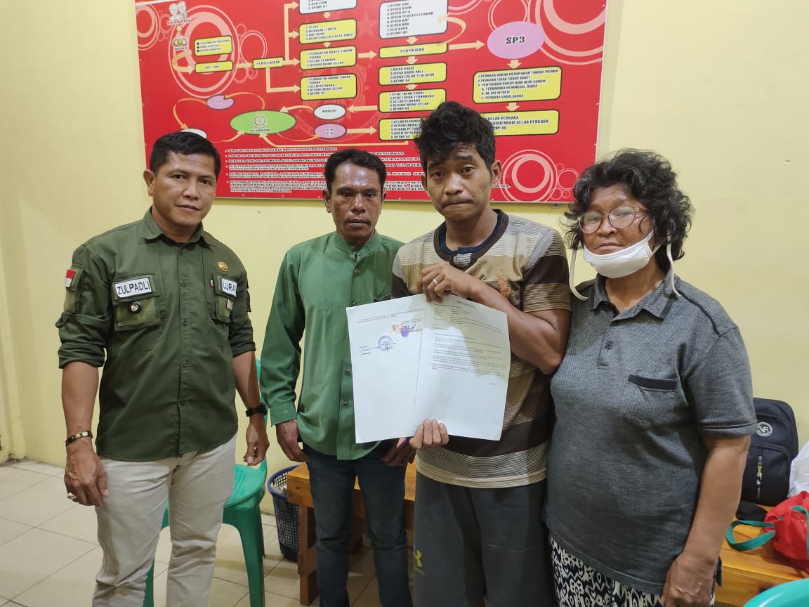Tak Tega Anaknya Masuk Penjara, Ibu Korban Penganiayaan di Kampar Cabut Pengaduannya 