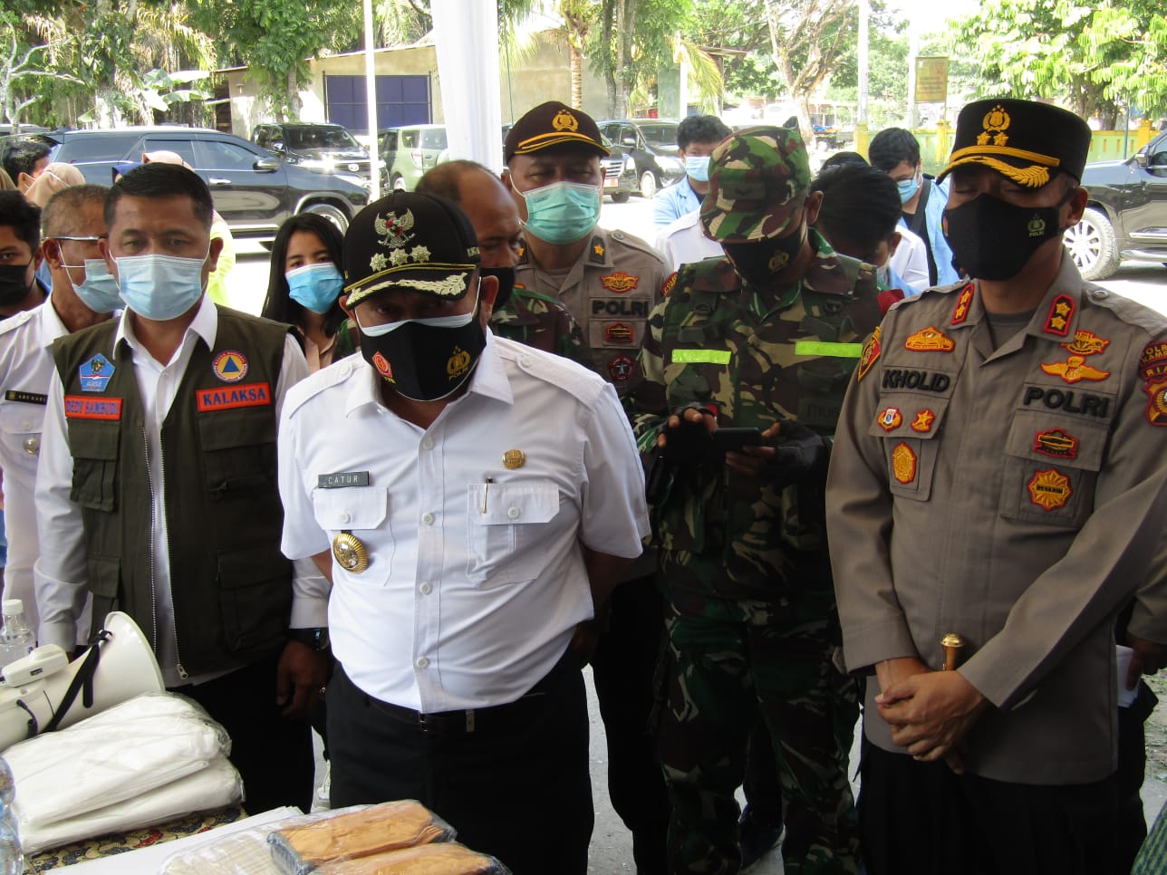 Bupati Kampar Bersama Kapolres Kampar Tinjau Pos PPKM Desa Tarai Bangun Kec. Tambang 