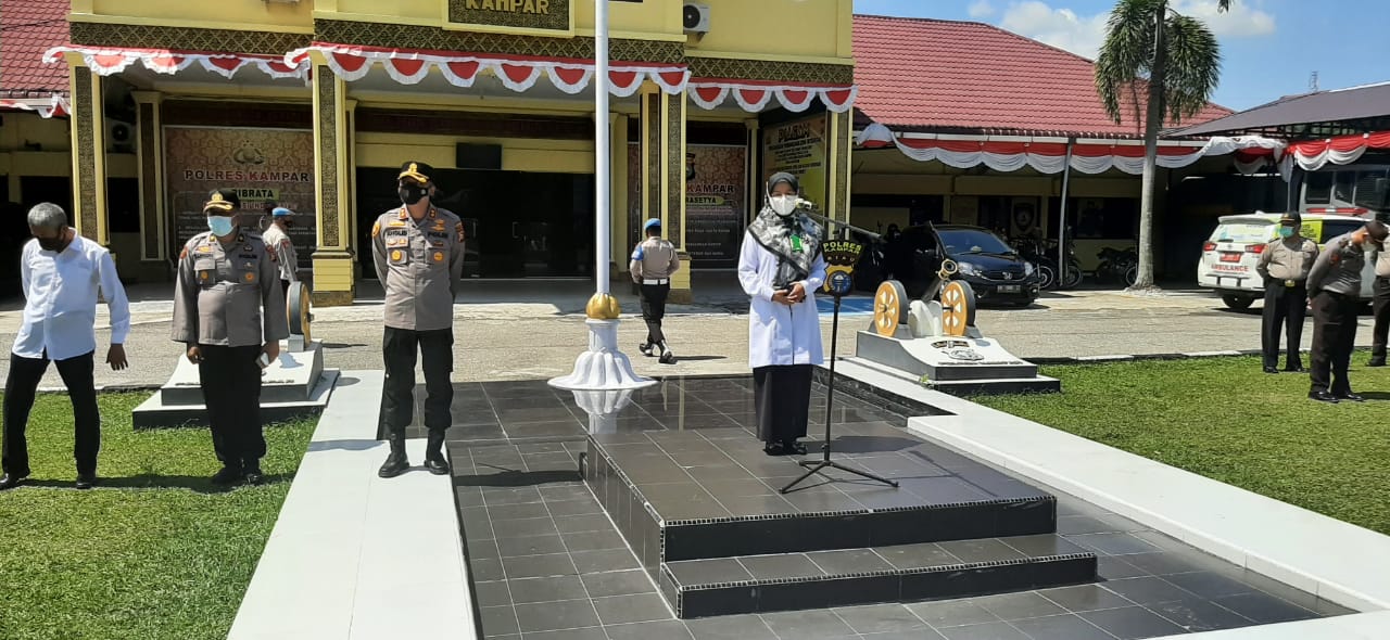 Personel Polres Kampar Ikuti Sosialisasi Tentang Covid-19 dari Dinas Kesehatan Kab. Kampar 