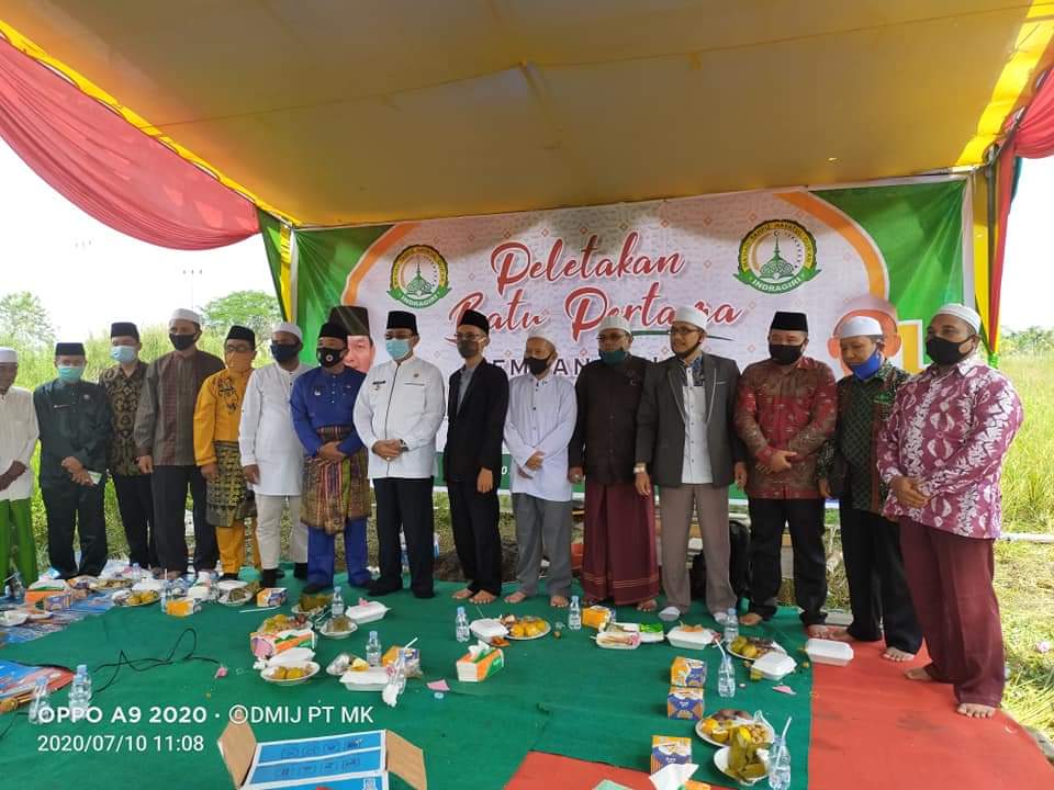 Pembangunan Ma'had Tahfidz Hayatul Qur'an Desa Pulau Palas, Kecamatan Tembilahan Hulu Dimulai