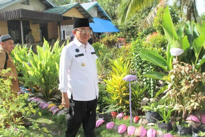 Bupati HM Wardan Apresiasi Trobosan Tanaman Obat Keluarga Desa Tekulai Hulu