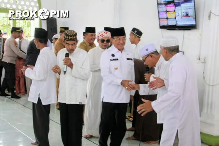 Bupati HM Wardan Hadiri Peringati Maulid Nabi Muhammad SAW 1444 H di Desa Tekulai Hilir
