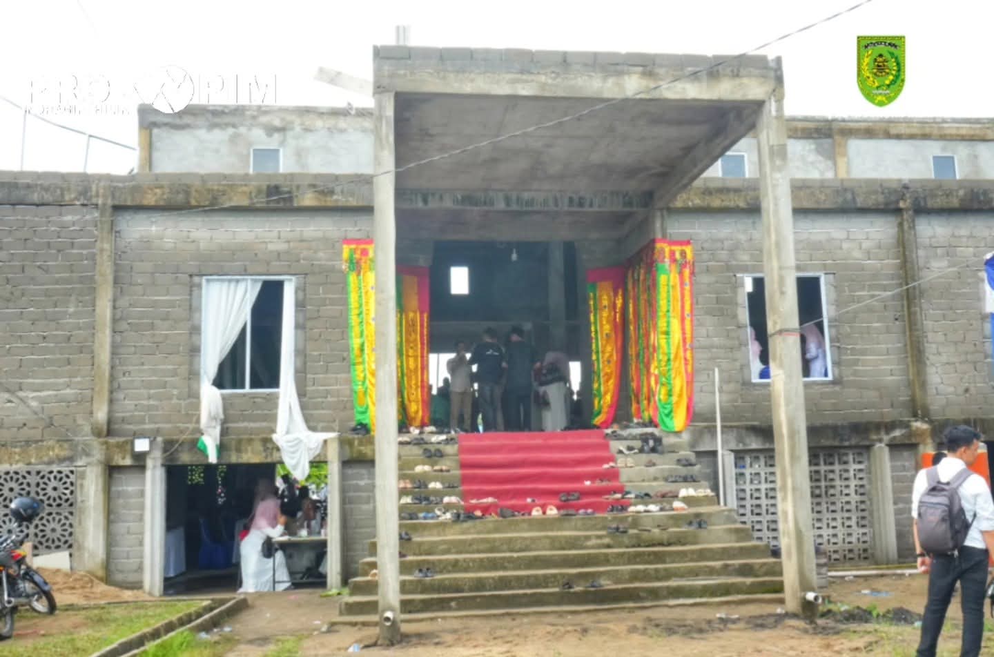 Peringatan Maulid Nabi dan Tradisi 1000 Lamang, Bupati Inhil Apresiasi Kekompakan Warga PKDP