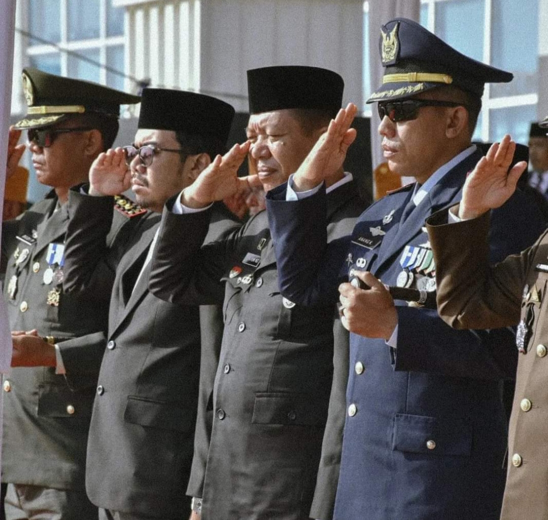 Hadiri Peringatan Hari Pahlawan ke 78, Wakil Ketua DPRD Pekanbaru Ramah Tamah Dengan Para Veteran