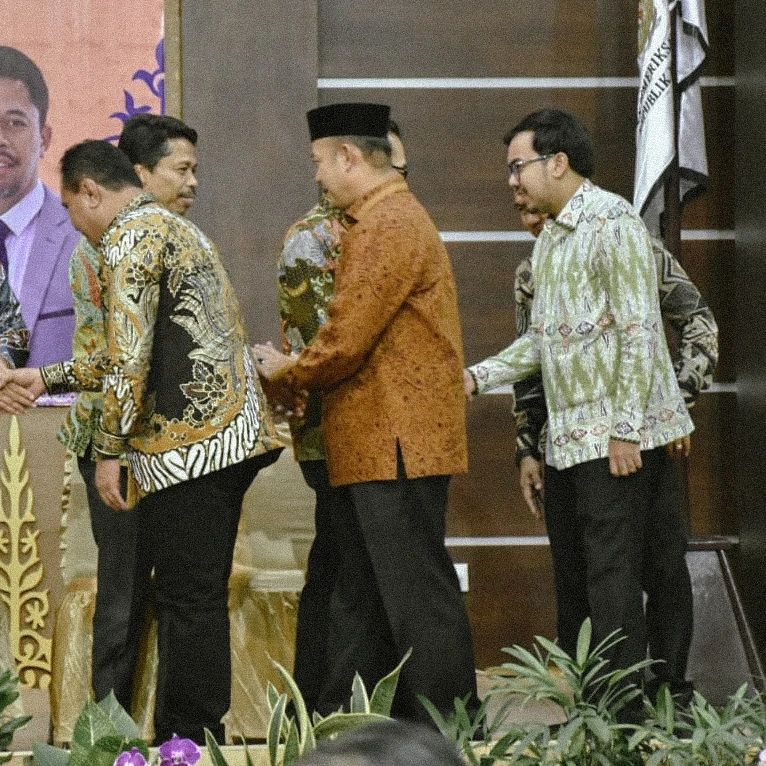 Wakil Ketua DPRD Pekanbaru Ginda Burnama Penuhi Undangan Sertijab Kepala Perwakilan BPK Riau