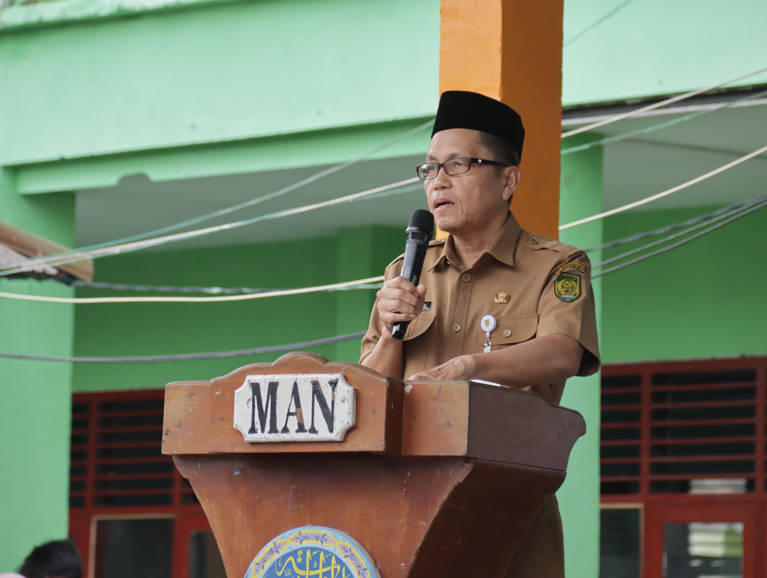 Semarak Maulid Nabi dan Festival Hadroh Meriahkan Tembilahan, Asisten I Inhil Hadir Wakili Bupati