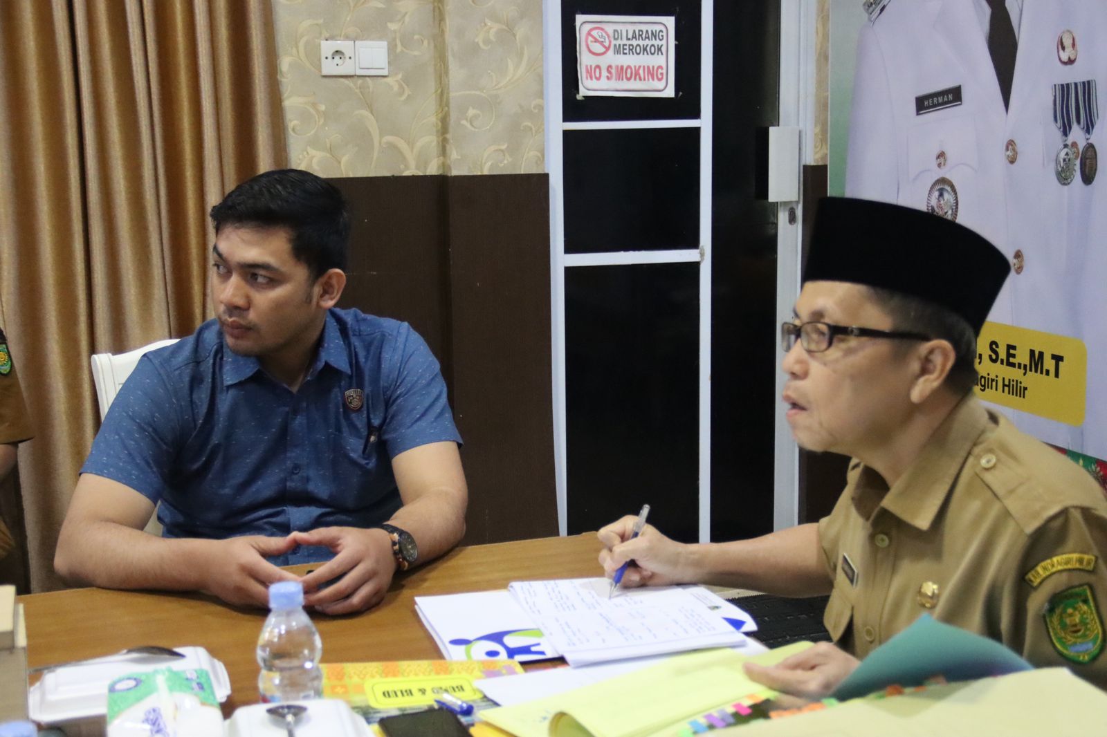 Bupati Inhil H. Herman Diwakili Asisten I Fajar Husen Hadiri Rakor Pengendalian Inflasi Daerah Bersama Kemendagri